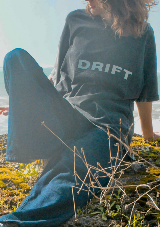 DRIFT Snow Washed Oversized Cotton T-Shirt
